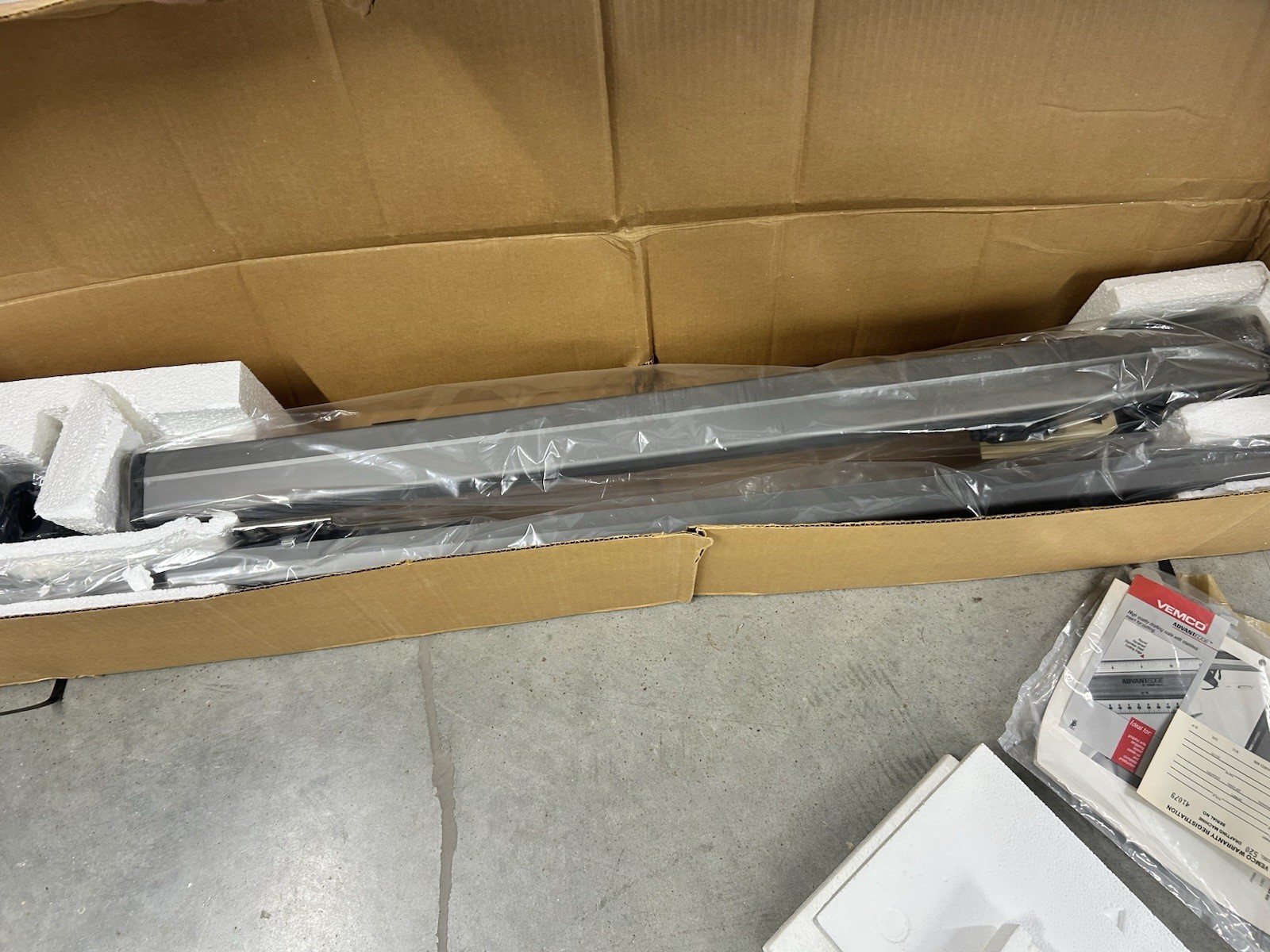 NOS VEMCO 520 Track Drafting Machine 32×42 Board Size w/Box & Manuals