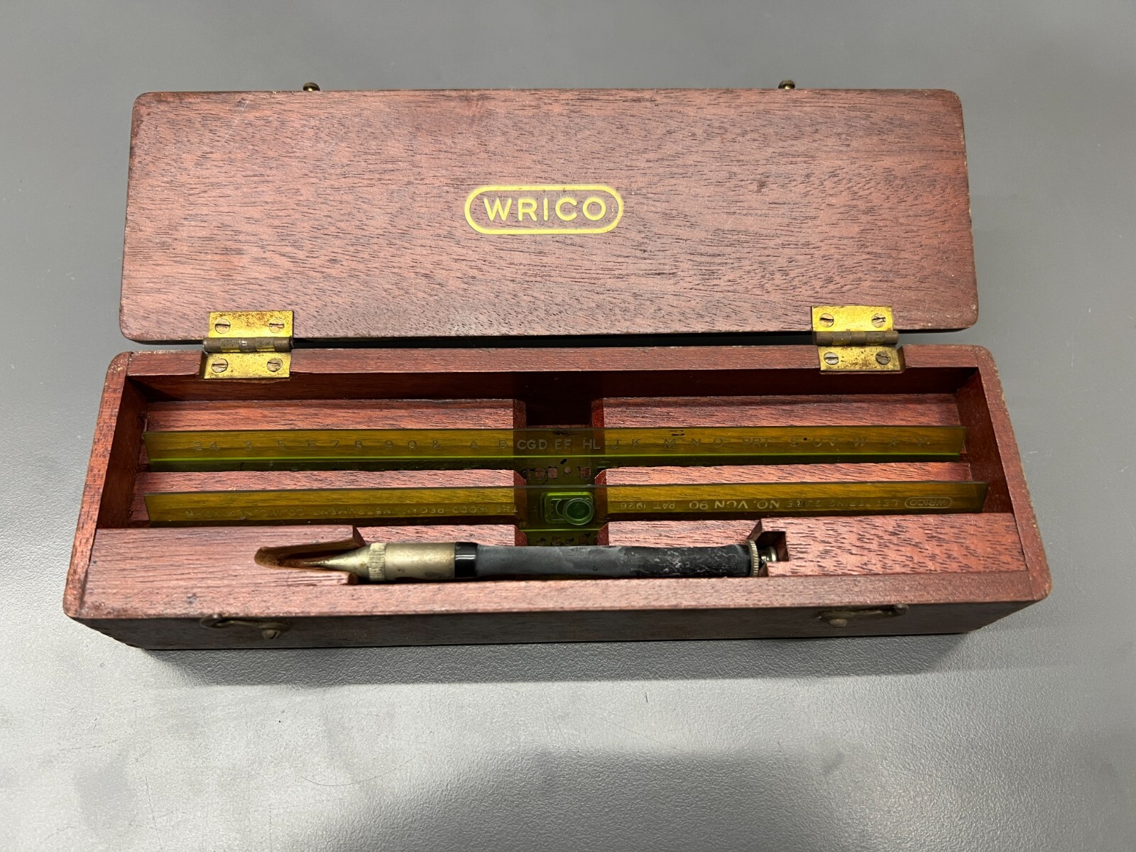 VINTAGE WRICO DRAFTING LETTERING SET IN ROSEWOOD BOX (2 LETTERING GUIDES, 1 PEN)